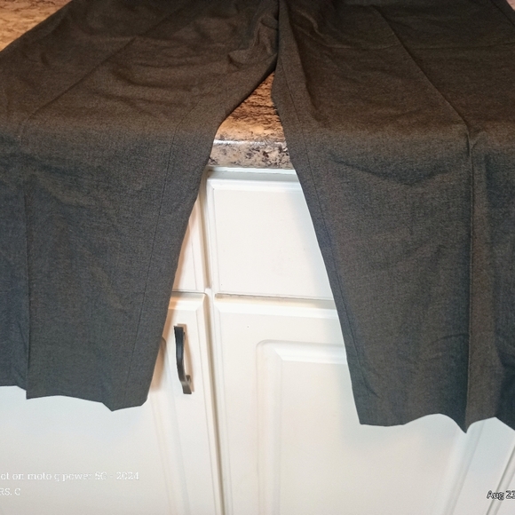 Apt. 9 Men's Gray Slacks 40x30 Nwt - Picture 2 of 9